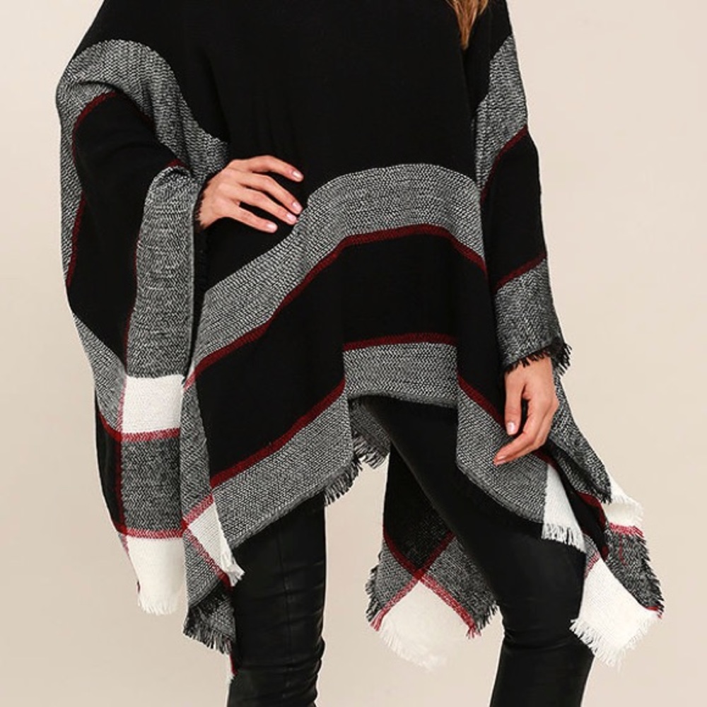 Lulus Poncho